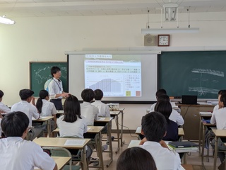 PXL_20251001_060048109