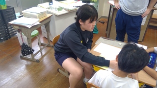 アシスタントT (4) アシスタントT (4)