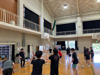R8_職員_01_職朝_東桂木雄大_広報_1